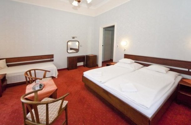 Astoria Hotel & Restaurant Balatonfüred Astoria Hotel & Restaurant Balatonfüred