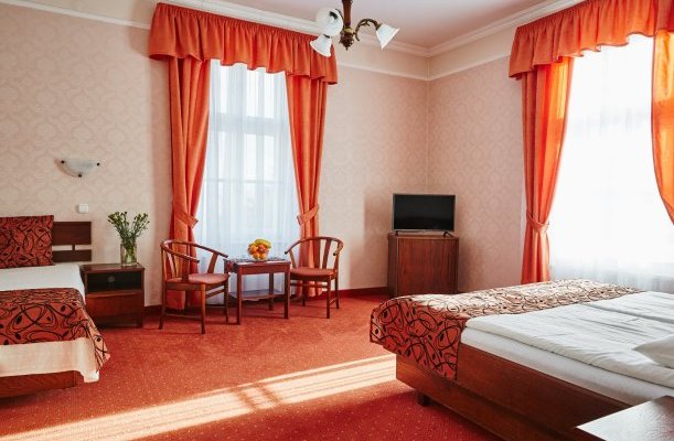 Astoria Hotel & Restaurant Balatonfüred Astoria Hotel & Restaurant Balatonfüred