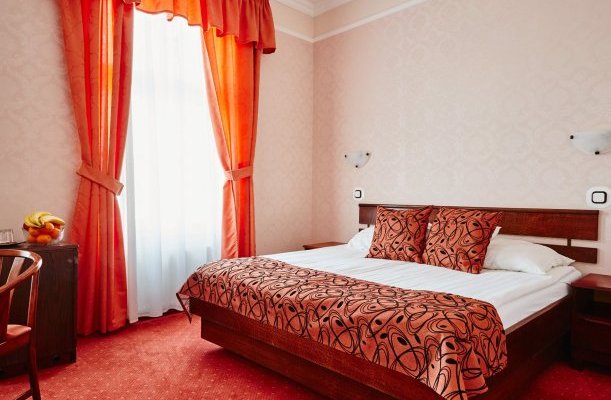 Astoria Hotel & Restaurant Balatonfüred Astoria Hotel & Restaurant Balatonfüred