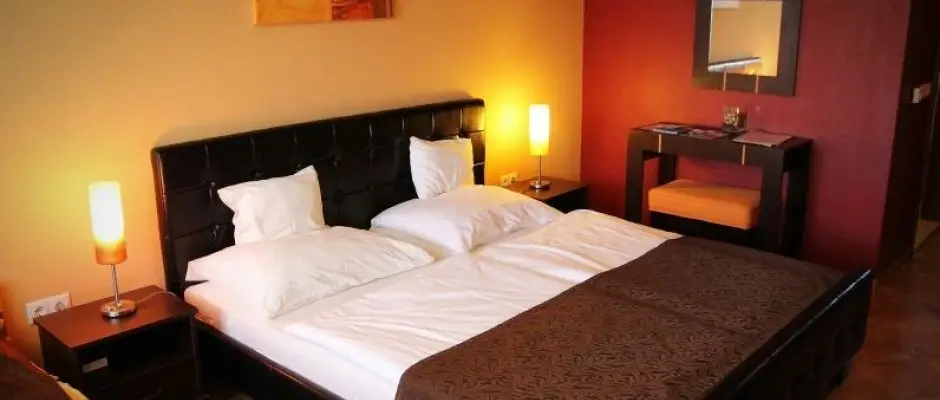 Bajor Pension Aparthotel Bk, Bkfrd