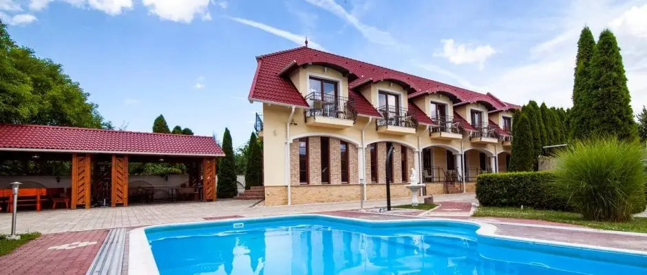 Bajor Pension Aparthotel Bk, Bkfrd