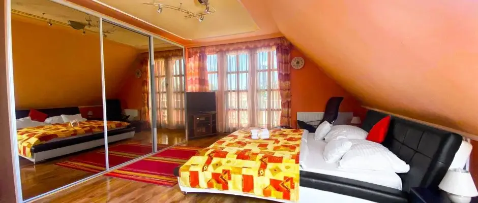 Bajor Pension Aparthotel Bk, Bkfrd