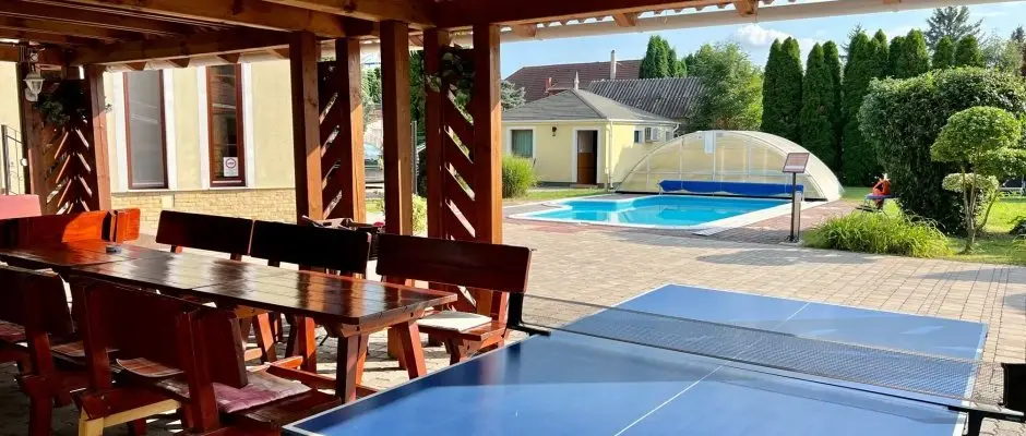 Bajor Pension Aparthotel Bk, Bkfrd