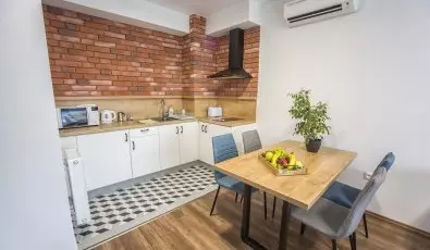 Berill Suites Sarvar