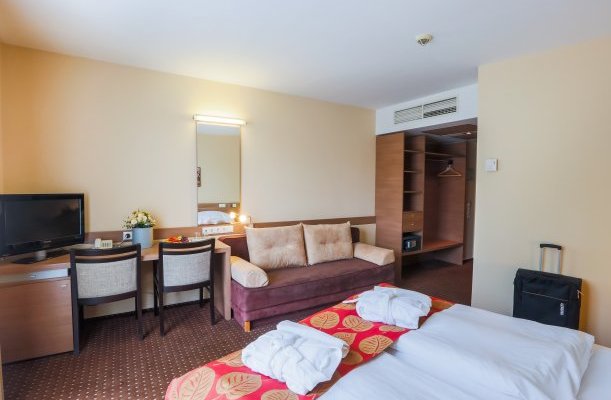 CE Plaza Hotel Siofok CE Plaza Hotel Siofok