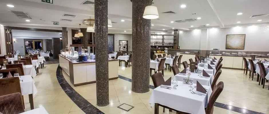 Colosseum Wellness Hotel Morahalom