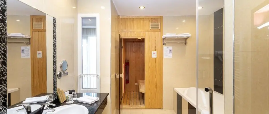 Colosseum Wellness Hotel Morahalom