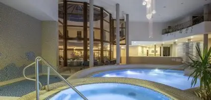 Colosseum Wellness Hotel Mrahalom - Kedvezmnyes gygykra csomagok nyugdjasoknak