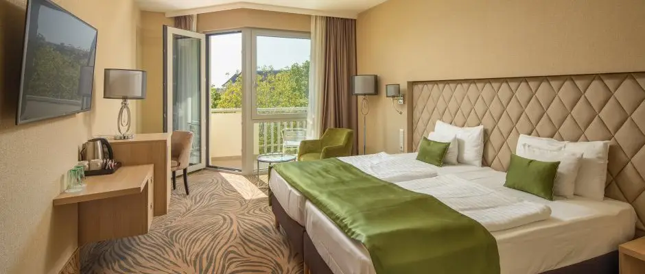 Greenfield Hotel Golf & Spa Bk, Bkfrd