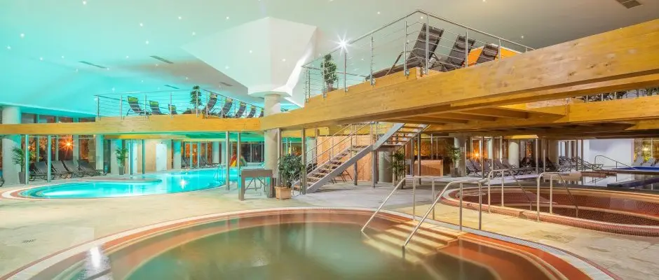 Greenfield Hotel Golf & Spa Bk, Bkfrd