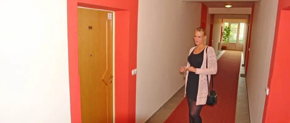 HoldLux Apartments Sarvar