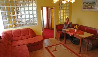 HoldLux Apartments Sarvar