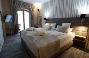 Hotel Laroba Alsrs - Wellnessangebote fr Silvester in Ungarn