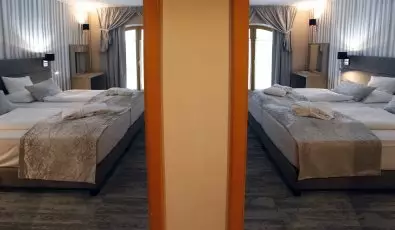 Hotel Laroba Alsoors