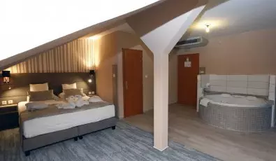 Hotel Laroba Alsoors