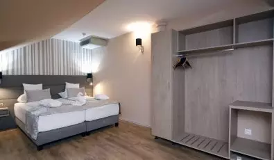 Hotel Laroba Alsoors