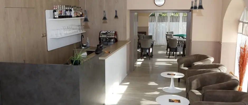 Hotel Laroba Alsoors