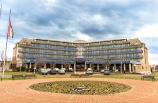 Park Inn by Radisson Srvr Resort & Spa Srvr