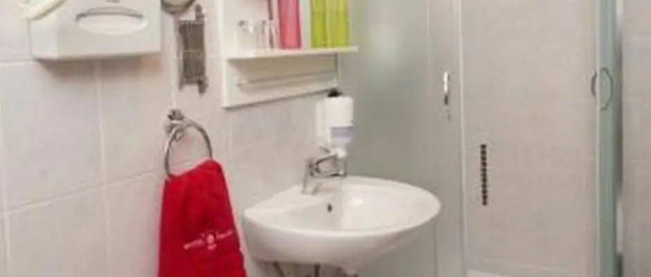 Hotel Piroska Bk, Bkfrd