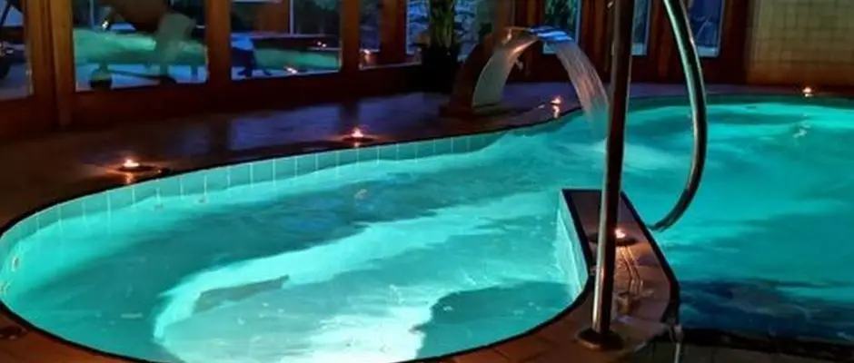 Hotel Piroska Bk, Bkfrd