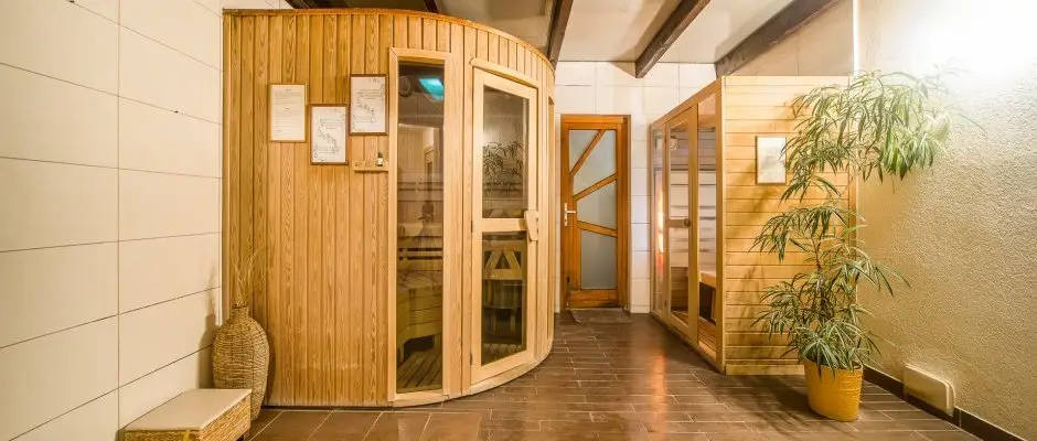 Hotel Piroska Bk, Bkfrd