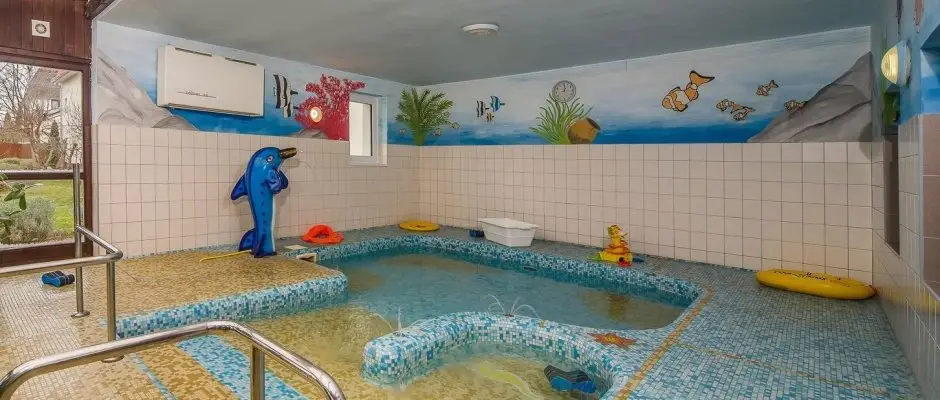 Hotel Piroska Bk, Bkfrd