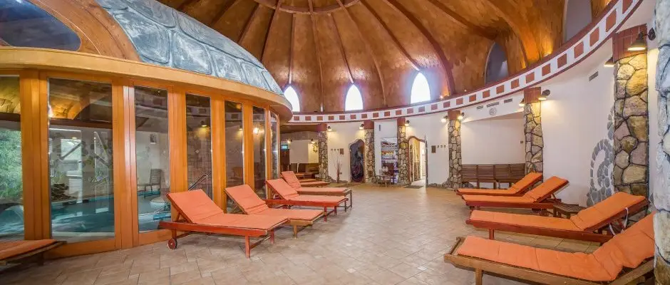 Hotel Piroska Bk, Bkfrd