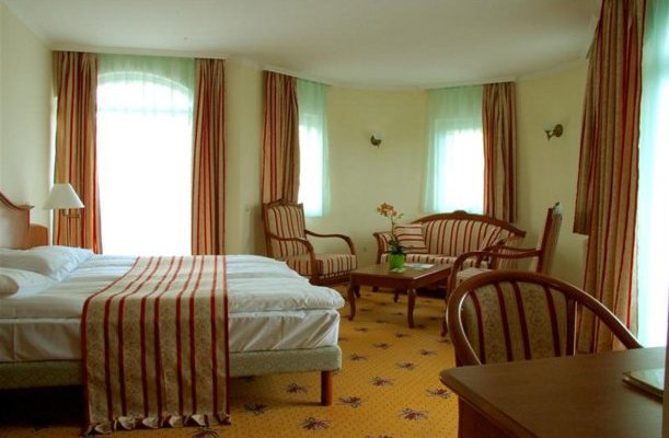 Sante Heviz Sante Heviz