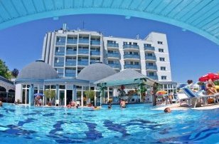 Hotel Silver Hajduszoboszlo - Angebote zum 1. Mai