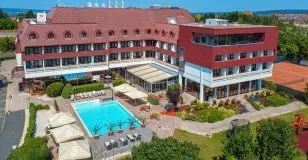 Tagespreis mit Halbpension (ab 1 Nacht)