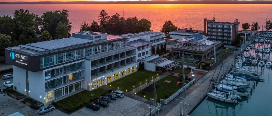 Hotel Yacht Wellness & Business Siofok
