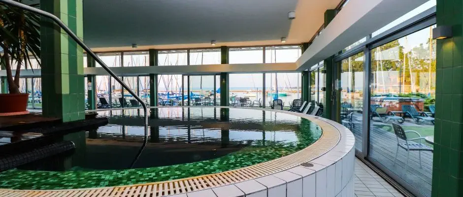 Hotel Yacht Wellness & Business Siofok