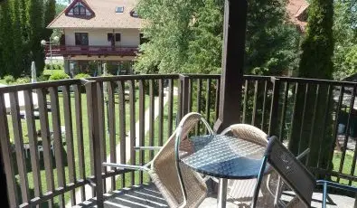 Hotel Zsanett Balatonkeresztur