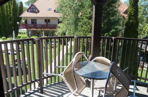 Hotel Zsanett Balatonkeresztur