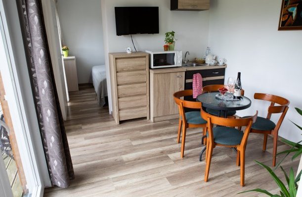 Hotel Zsanett Balatonkeresztur