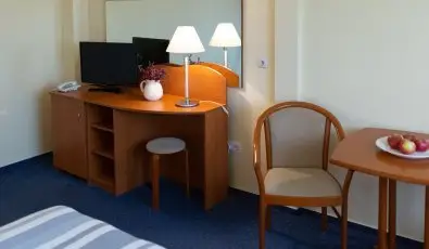 Hotel Zsanett Balatonkeresztur