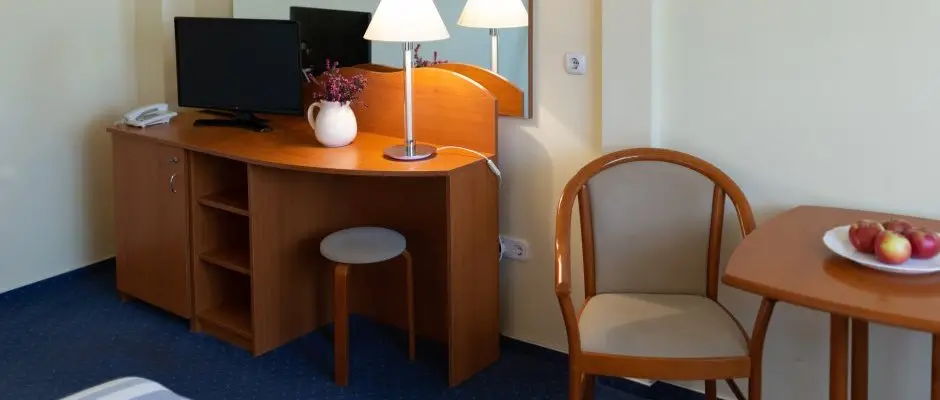 Hotel Zsanett Balatonkeresztur