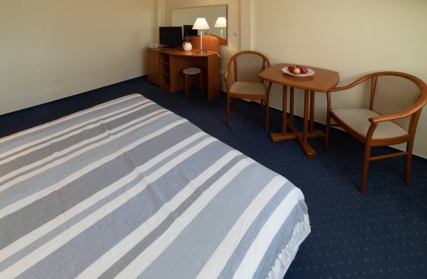 Hotel Zsanett Balatonkeresztur