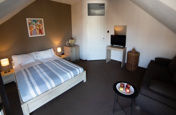 Hotel Zsanett Balatonkeresztur