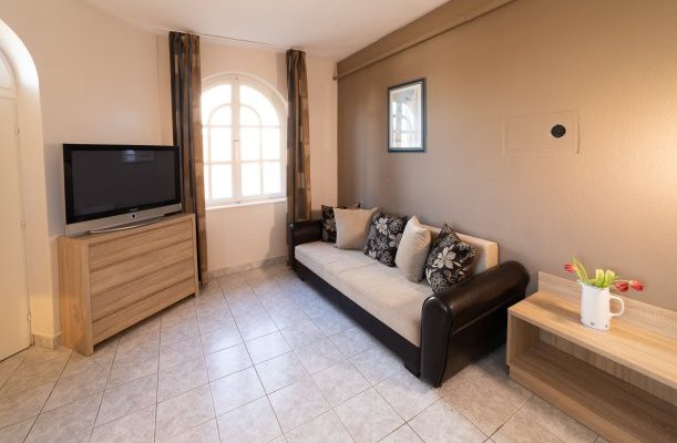 Hotel Zsanett Balatonkeresztur