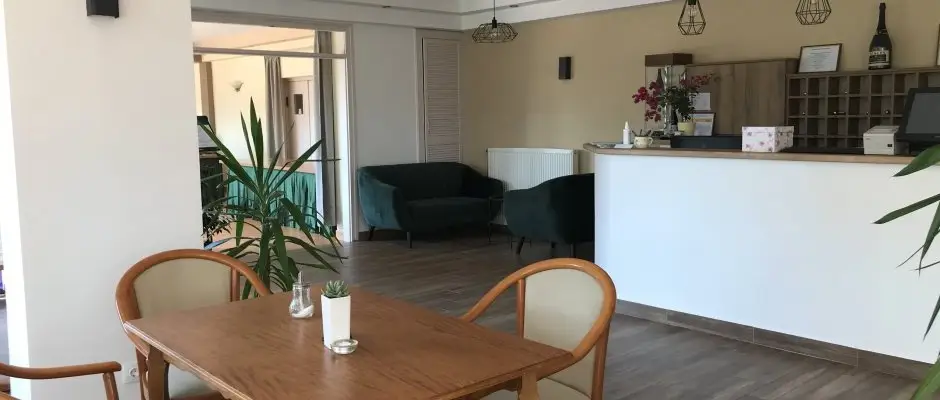 Hotel Zsanett Balatonkeresztur