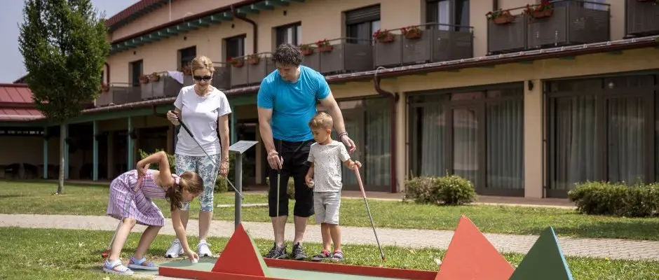 Vulkan Wellness Hotel & Camping Celldomolk