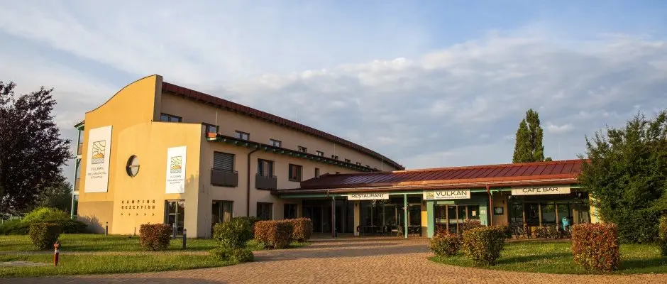 Vulkan Wellness Hotel & Camping Celldomolk
