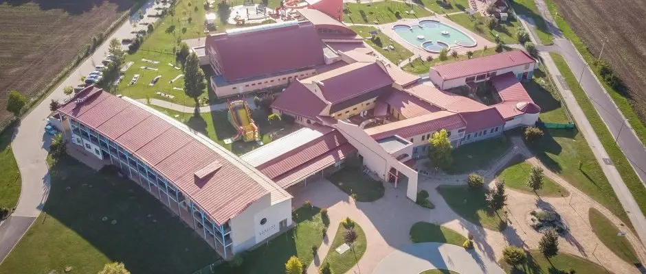 Vulkan Wellness Hotel & Camping Celldomolk