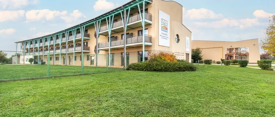Vulkan Wellness Hotel & Camping Celldomolk