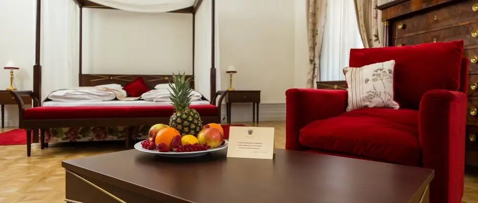 Karolyi Castle Hotel & Restaurant Fehervarcsurgo
