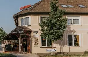 Korona Pension & Restaurant Hvz - Wellness-Pensionen in Ungarn