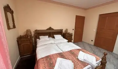 Kristaly Apartment Heviz