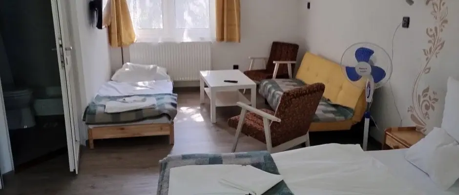 Parti Stny Guesthouse Balatonkenese