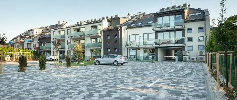 R31 Residence Sarvar